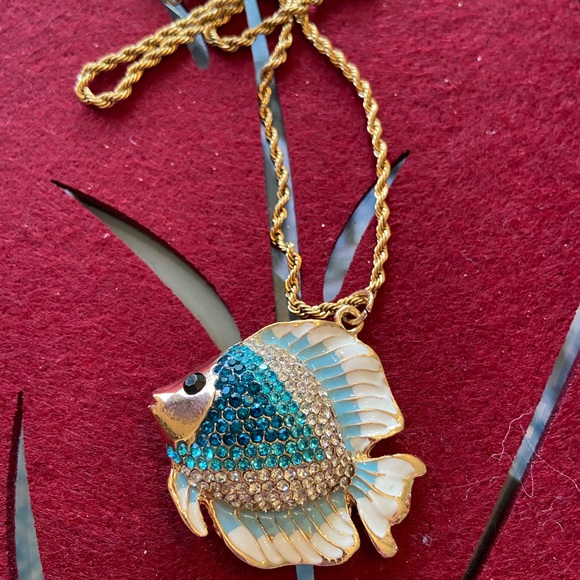 Beautiful brand new little fish to swim in your heart. - Picture 3 of 3